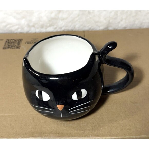 Halloween Stoneware Figural Black Cat Mug -  15.5 oz 2024 Hyde & EEK - NEW - Picture 5 of 6
